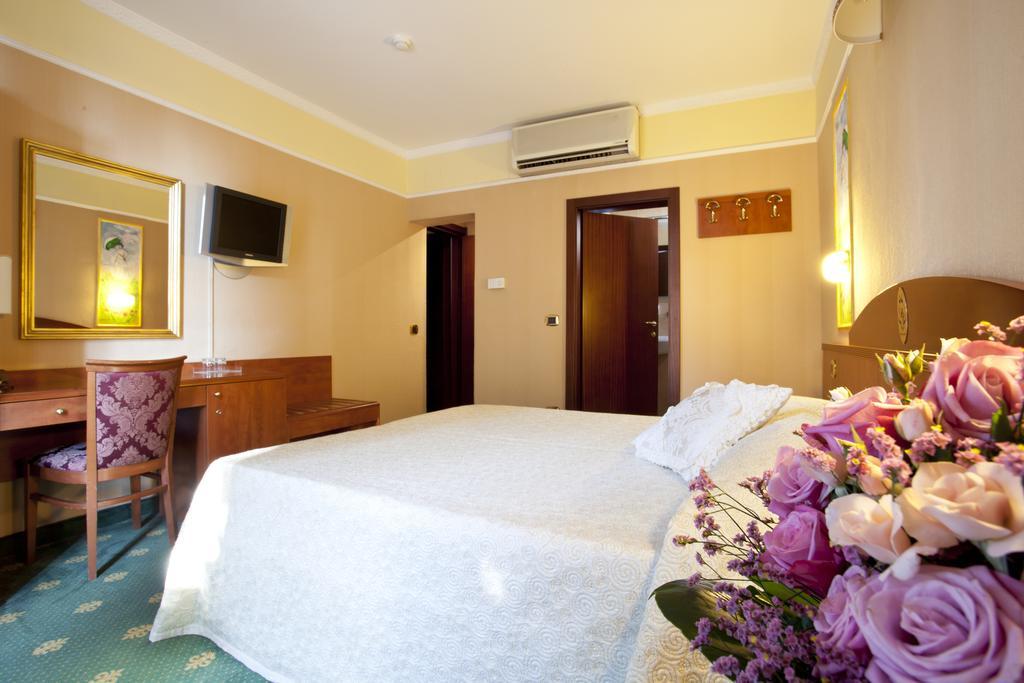 Boutique Hotel Puccini Montecatini Terme Exterior photo